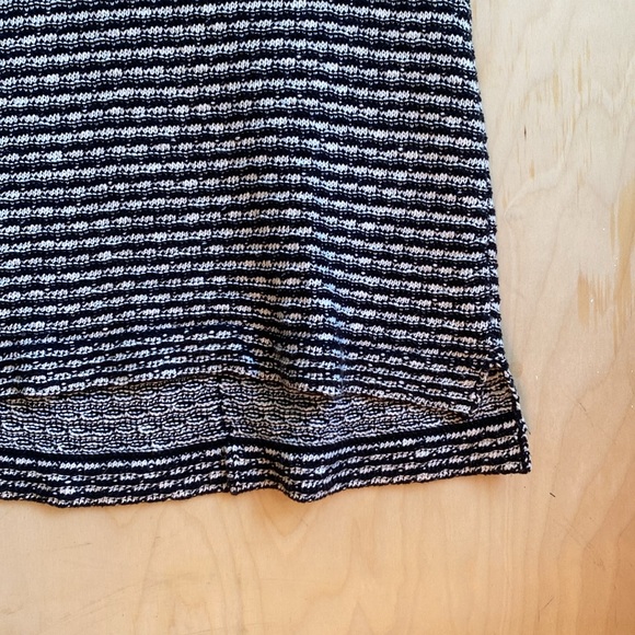 Anthropologie | Black and White Knitted Tee S - Picture 3 of 7
